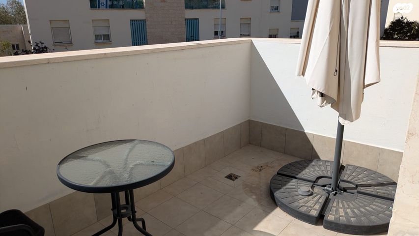 דירה, ישעיהו הנביא 8, הנביאים, מודיעין מכבים רעות