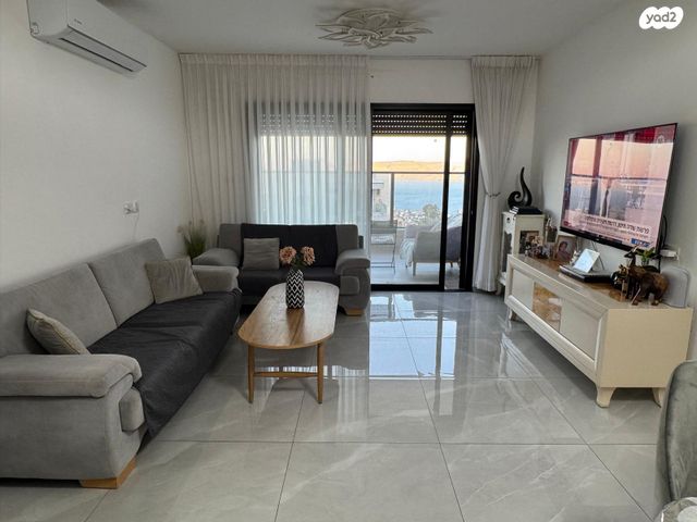 בניין מגורים, השופטים 53, אחוזת כנרת, טבריה