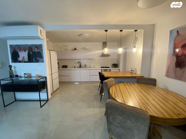 דירה, האיילון 11, גני יער, לוד