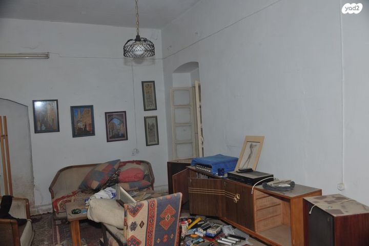 דו משפחתי, מדרגות הרומאים 3, עין כרם, ירושלים