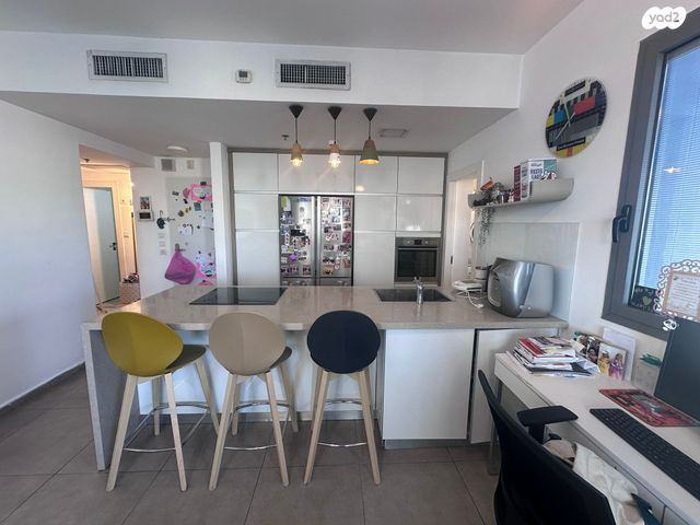 דירה, ביאליק 78, שכונת גפן, רמת גן