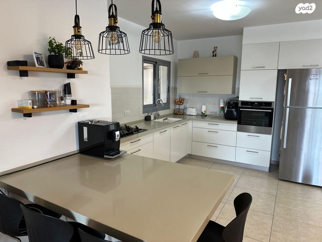 דירה, שביל התפוזים 3, רמת אמיר, קדימה צורן