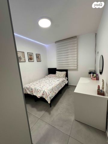 דירת גן, הרב אברהם קוק 27, השחר, דימונה