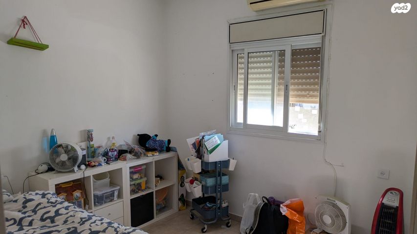 דירה, ישעיהו הנביא 8, הנביאים, מודיעין מכבים רעות