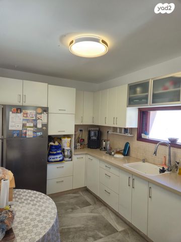 בית פרטי/ קוטג', הפלמ"ח 25, עמידר, בת ים