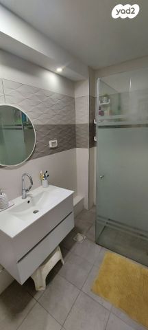 דירה, שמואל תמיר כצנלסון 26, פסגת זאב, ירושלים