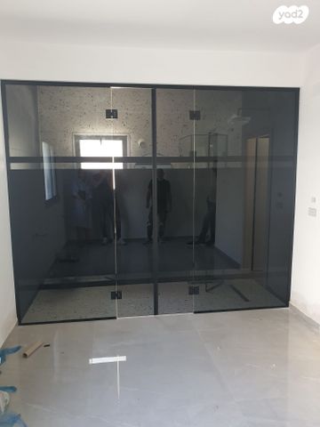 דירת גן, ז'בוטינסקי 1, עיר, מרכז העיר, נהריה