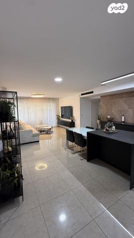 דירה, שונית 5, רמת חביב / רמת הנשיא, חיפה