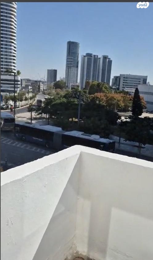 דרך מנחם בגין 29