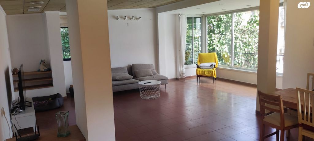 לואי מרשל 44