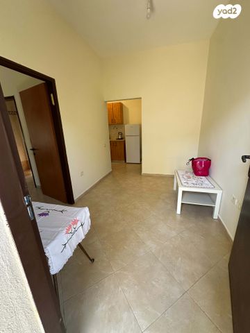 דירה, צוקרמן 15, המושבה הגרמנית, גדרה