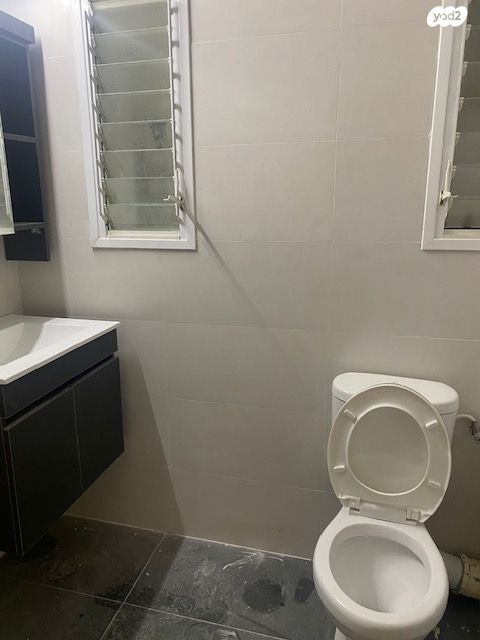 דירה, נווה אלון 13, ב' / צפון מערב העיר, רחובות