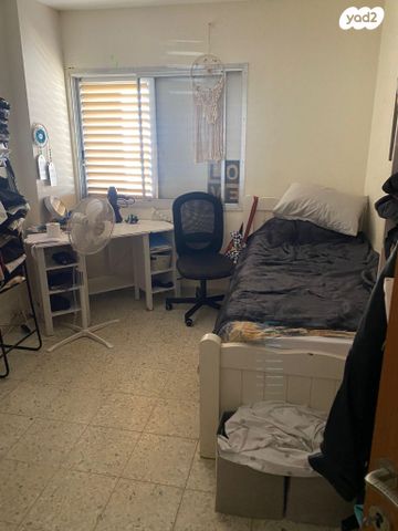 דירה, החסידה 4, שאר העיר, חצור הגלילית