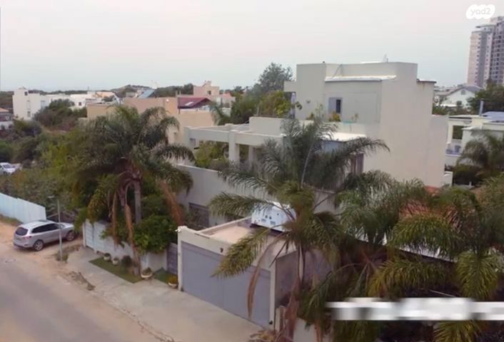 דו משפחתי, אפיקי מים 7, עין הים, חדרה