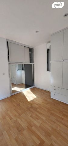 דירה, רש"י 8, הדר, רמת השרון