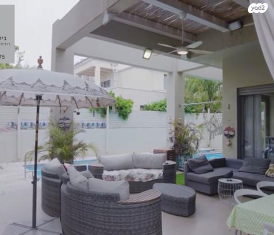 דו משפחתי, אפיקי מים 7, עין הים, חדרה