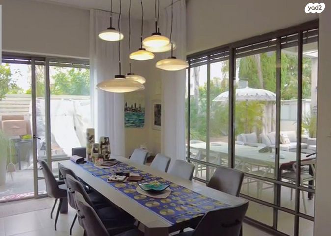 דו משפחתי, אפיקי מים 7, עין הים, חדרה