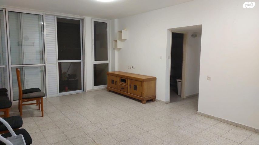 דירה, נווה אלון 13, ב' / צפון מערב העיר, רחובות