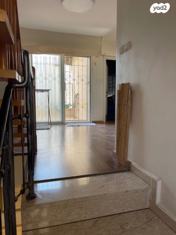 בית פרטי/ קוטג', בצלאל בצרווי, פסגת זאב, ירושלים