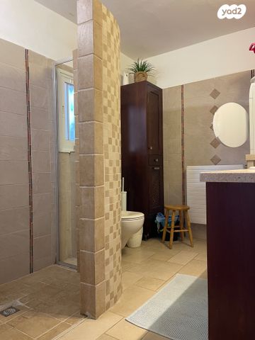 בית פרטי/ קוטג', בצלאל בצרווי, פסגת זאב, ירושלים