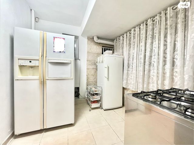 דירת גן, מזל טלה, פסגת זאב, ירושלים