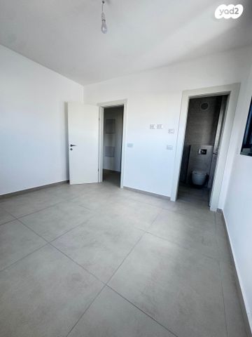 דירה, כרמי הנדיב, אחוזת רוטנר, קרית מלאכי