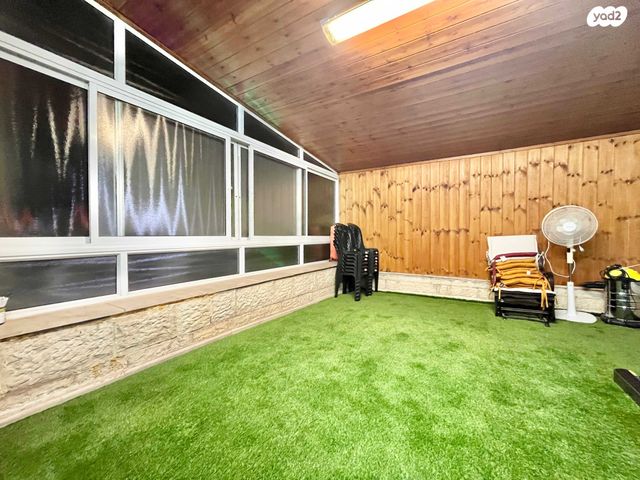 דירת גן, מזל טלה, פסגת זאב, ירושלים