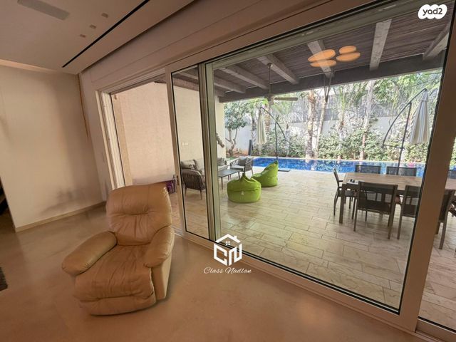 בית פרטי/ קוטג', סביון