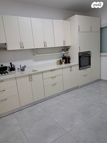 בית פרטי/ קוטג', רחל, מרכז העיר, סביניה, הוותיקה, קרית ביאליק