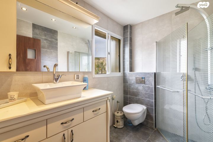 בית פרטי/ קוטג', קורנית, נווה אילן - צבאי, יבנה