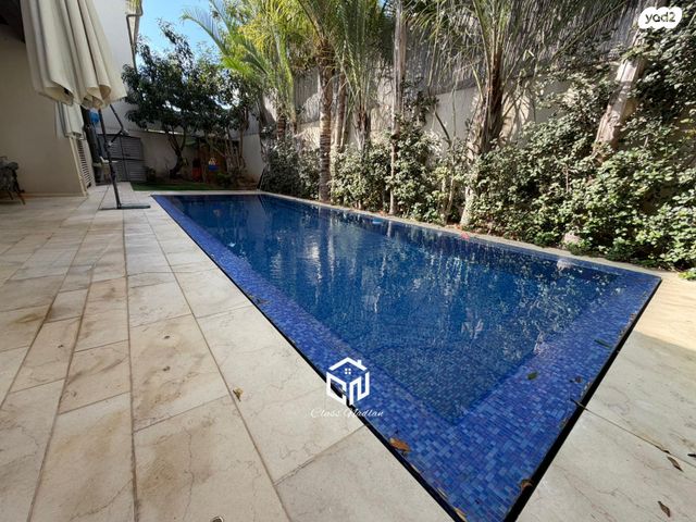 בית פרטי/ קוטג', סביון