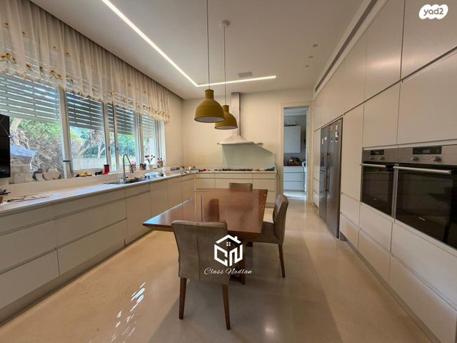 בית פרטי/ קוטג', סביון