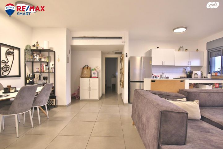 דירה, משכנות האומנים, קרית מוצקין