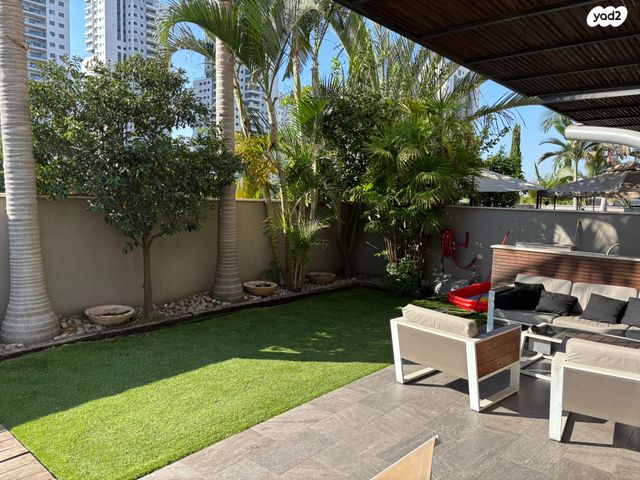 בית פרטי/ קוטג', עמירן מידן, נחלת יהודה, ראשון לציון