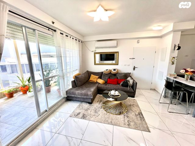 מבוא העירית 