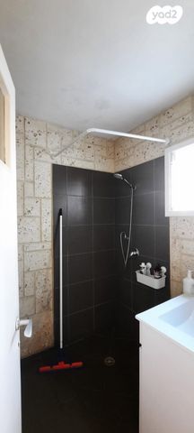 דירה, בר כוכבא, שעריים, רחובות