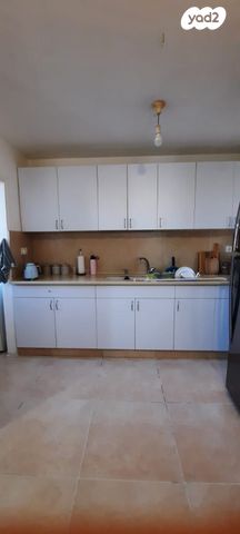 דירה, בר כוכבא, שעריים, רחובות