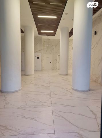 דירה, חיים חפר, הרקפות, ראשון לציון