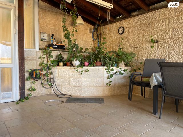 בית פרטי/ קוטג', בצלאל בצרווי, פסגת זאב, ירושלים