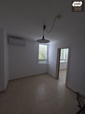 דירה, שביל ברלינר, רמת אביב, תל אביב יפו