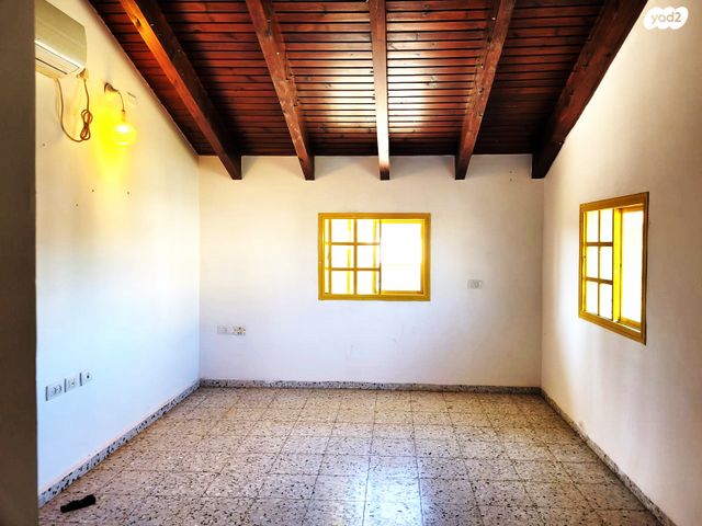 יחידת דיור, החרמון, מטולה