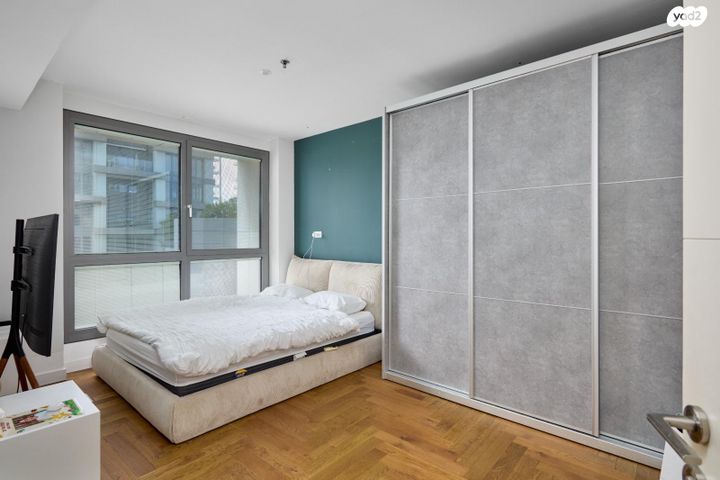 דירה, ניסים אלוני, צמרות איילון, פארק צמרת, תל אביב יפו