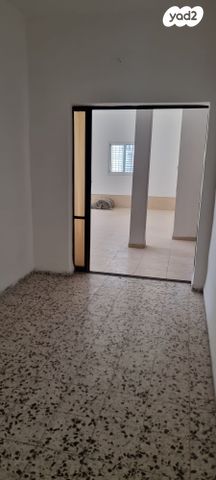 בית פרטי/ קוטג', אהרון בן יוסף, קרית אתא