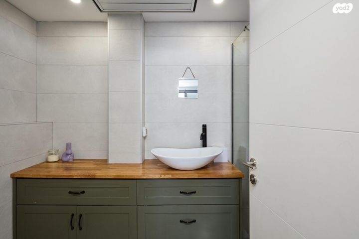 דירה, ניסים אלוני, צמרות איילון, פארק צמרת, תל אביב יפו