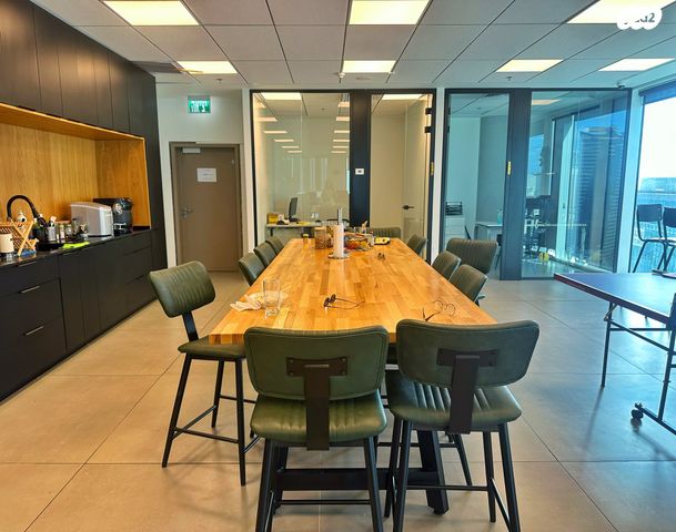 משרדים, יצחק שדה 8, תל אביב יפו