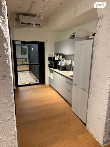 משרדים, נחלת בנימין, תל אביב יפו