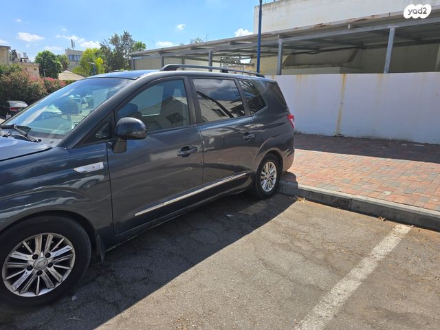 רודיוס DLX אוט׳ מיניוואן / MPV 2.0 (155 כ״ס)