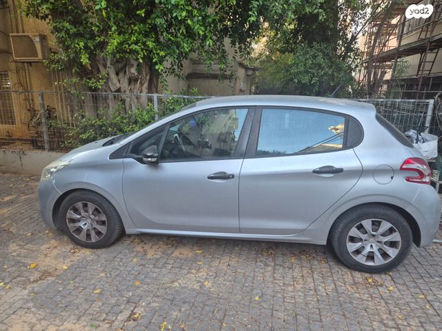 מודעת רכב פיג'ו 208