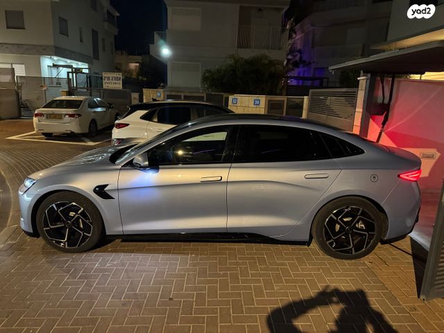 בי.ווי.די סיל