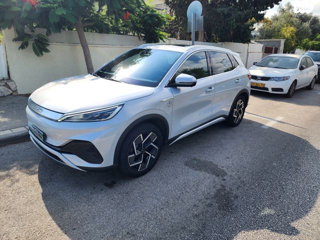 מודעת רכב בי.ווי.די אטו 3